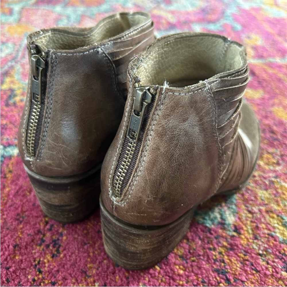 Freebird by Steven | Women’s Brown Leather/Suede Strappy Cain Ankle Boots Size 8 - Picture 10 of 15